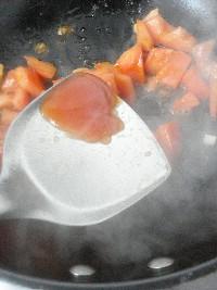 酸辣比管汤的做法