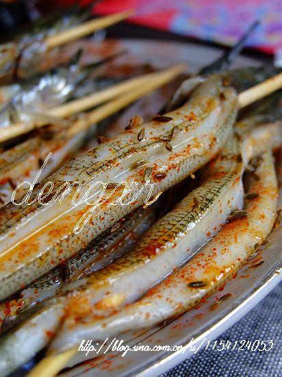 辣椒孜然烤针鱼的做法