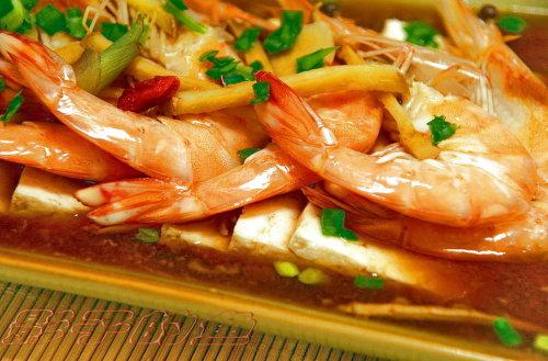 豆腐蒸虾的做法