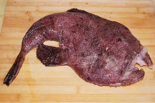 安康鱼炖豆腐的做法