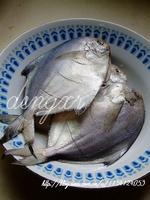 豆瓣酱烧镜鱼的做法