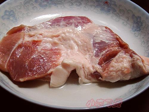 鱿鱼猪肉饼的做法