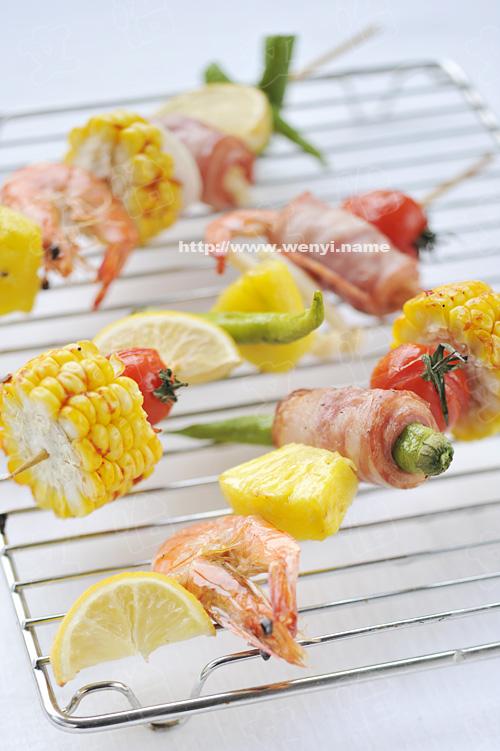 ʲ������������