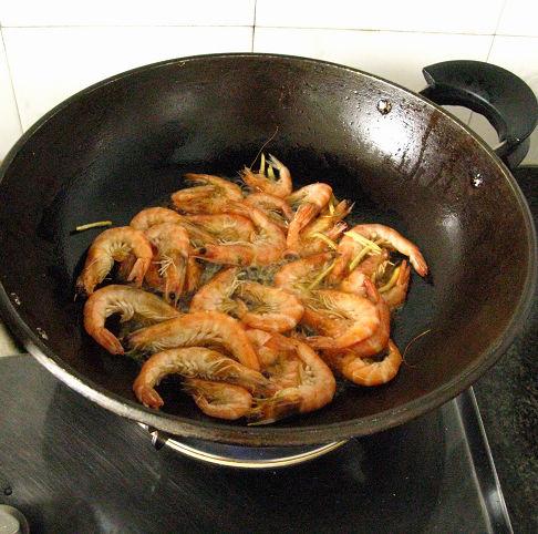 鲜虾炒粉丝的做法