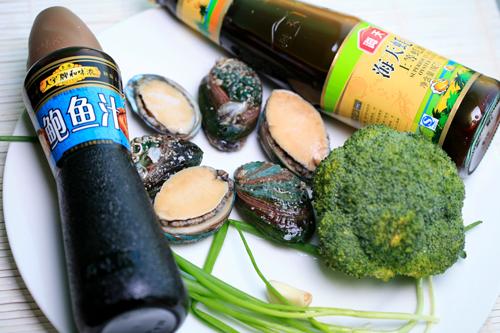 西兰花小鲍鱼的做法