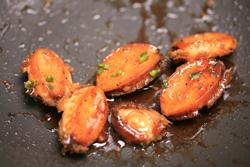 西兰花小鲍鱼的做法