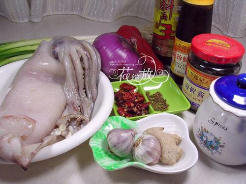 干锅鱿鱼圈的做法