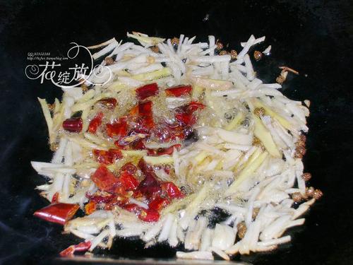 干锅鱿鱼圈的做法