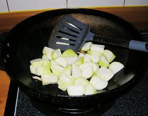 虾仁炒丝瓜的做法