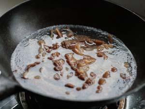 大葱烧海参的做法