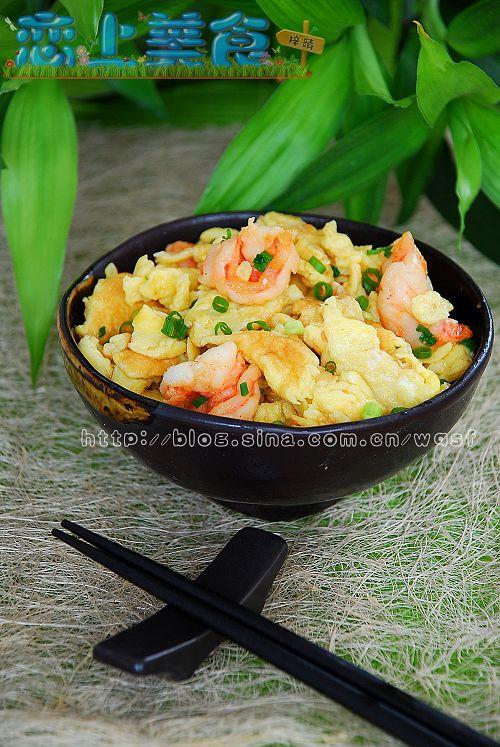 虾仁炒鸡蛋的做法