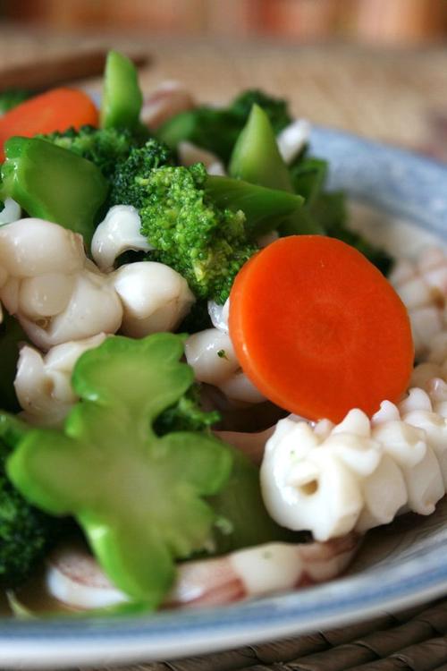 兰花炒鱿鱼的做法