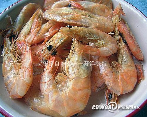虾仁涨蛋的做法