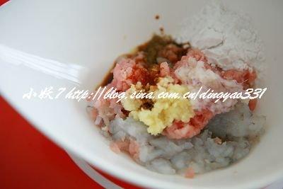 鲜虾丸小白菜汤的做法