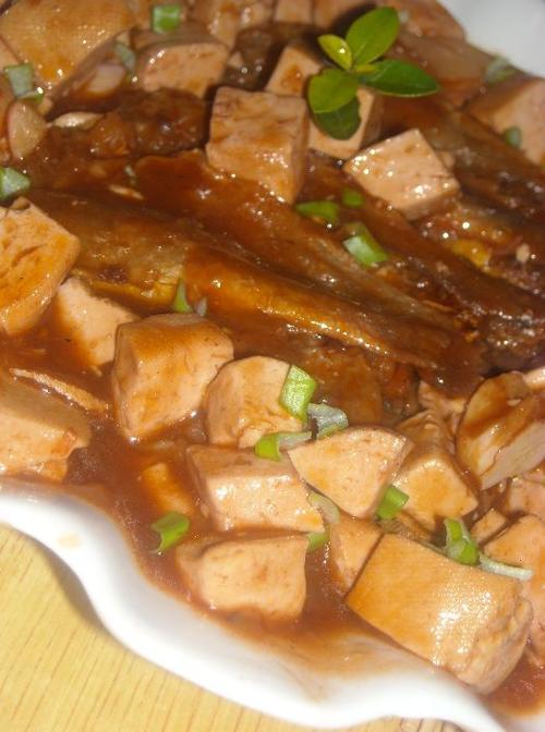 黄花鱼溜豆腐的做法