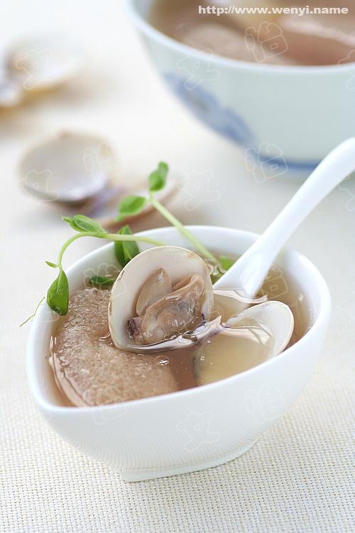 蛤蜊竹荪汤的做法