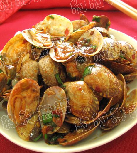 醋辣香呛花蛤的做法