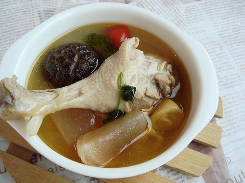 酸萝卜老鸭汤的做法