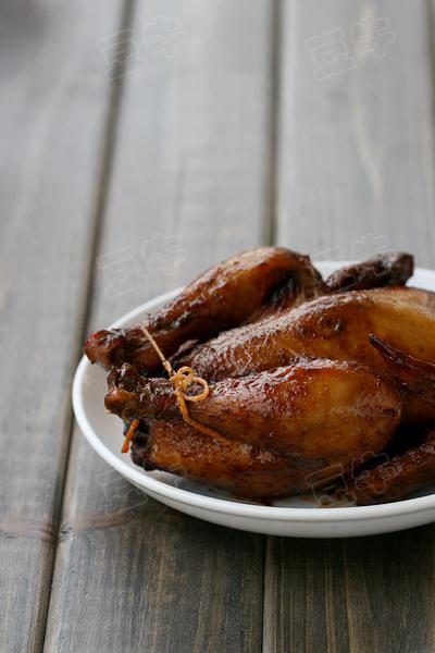 红葱头烤鸡的做法