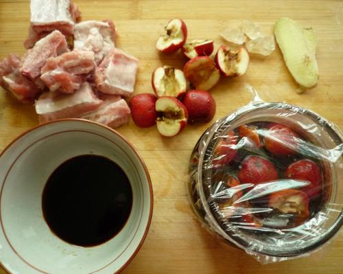 山楂排骨的做法