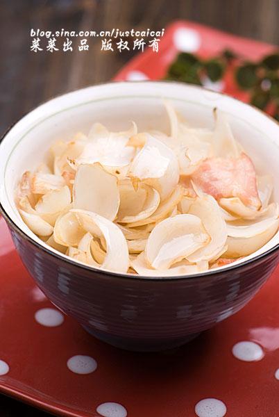 培根炒百合的做法