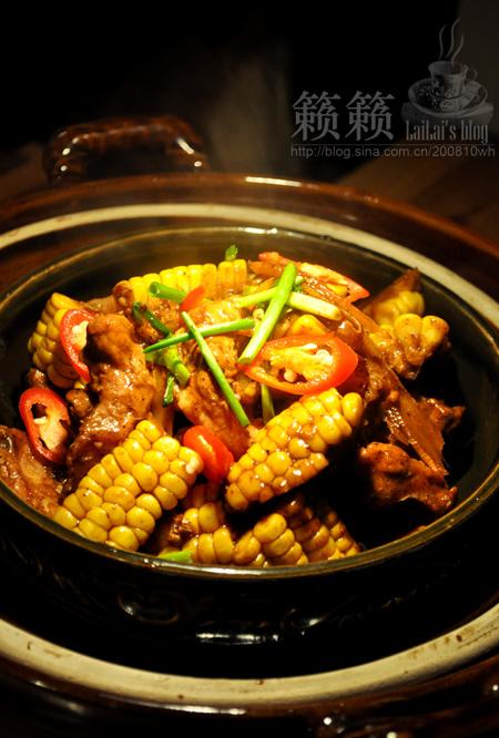 甜玉米焖猪展骨的做法