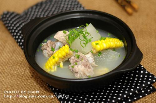 冬瓜玉米排骨汤的做法