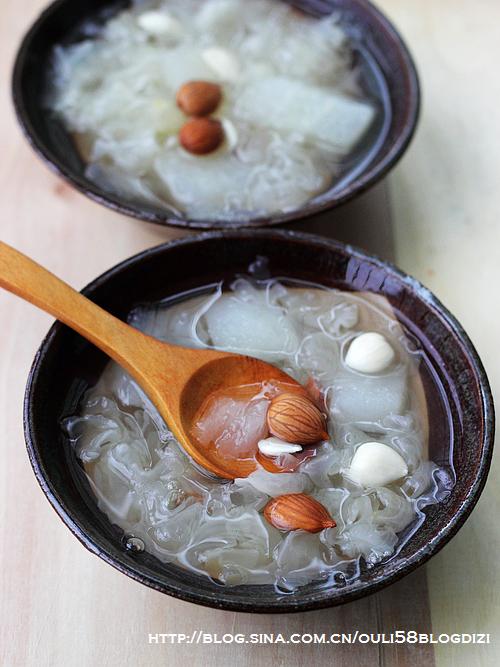 甜薯红烧肉VS杏仁银耳汤的做法