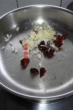 干煸苦瓜的做法