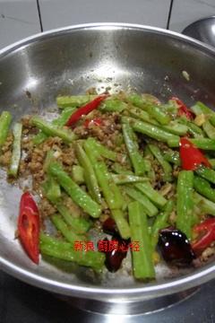 干煸苦瓜的做法