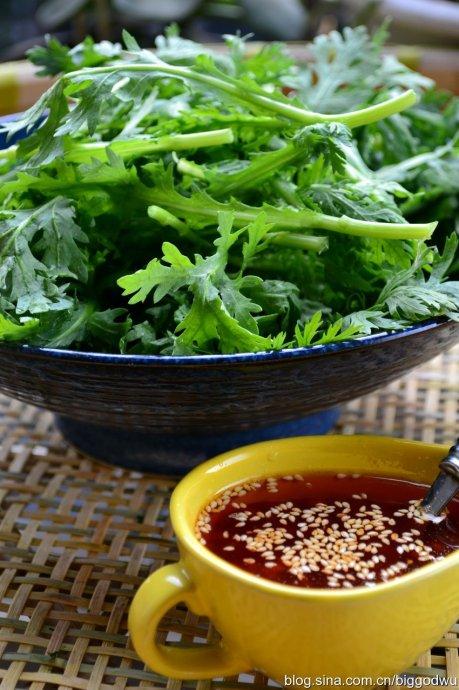 生拌茼蒿的做法