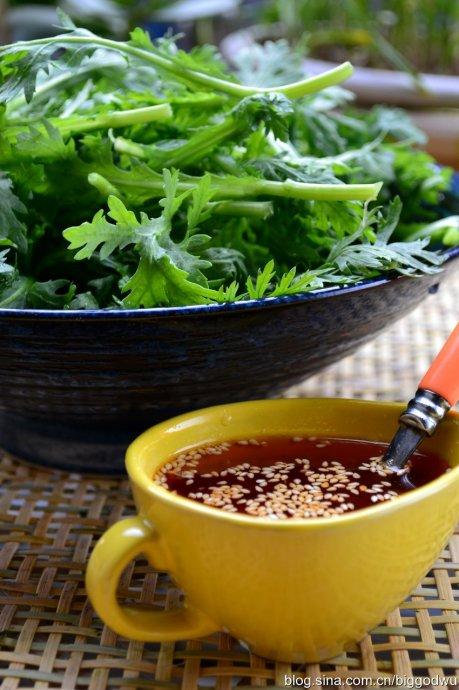 生拌茼蒿的做法