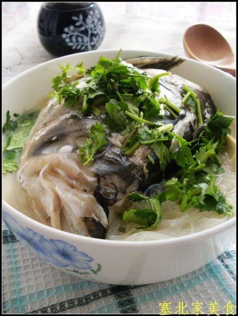 鱼头豆腐汤的做法