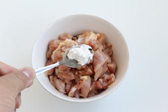 核桃鸡丁的做法