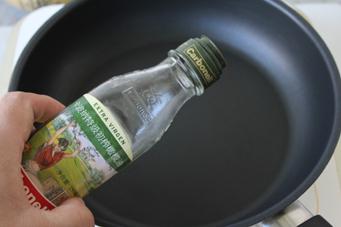 核桃鸡丁的做法