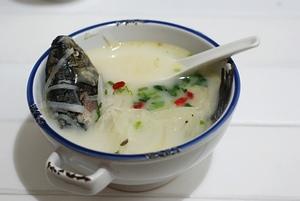 鲫鱼萝卜汤的做法