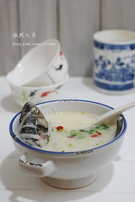 鲫鱼萝卜汤的做法