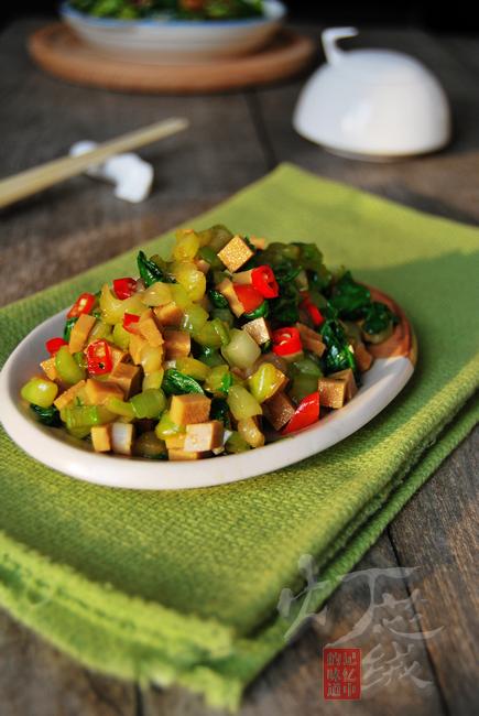 ��˰趹�ɵ�����