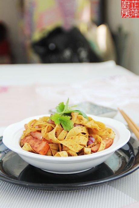 ��Ȼ����Ƥ������