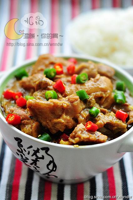 咖喱排骨炖猪蹄的做法