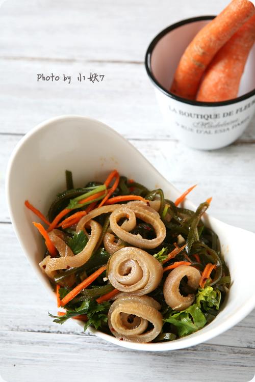 胡萝卜猪皮拌海带的做法