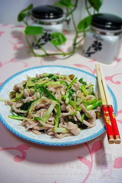 仔姜熘肉丝的做法