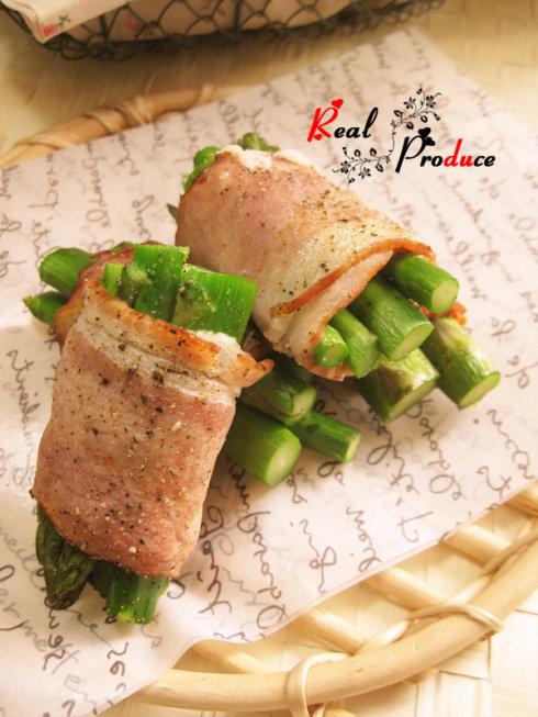 黑椒培根芦笋卷的做法