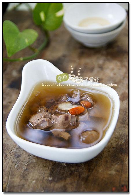 猪心炖罐汤的做法