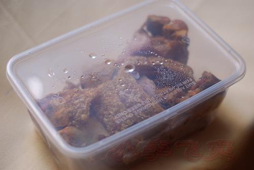 杏鲍菇炆德国咸猪手的做法