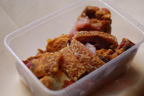 杏鲍菇炆德国咸猪手的做法