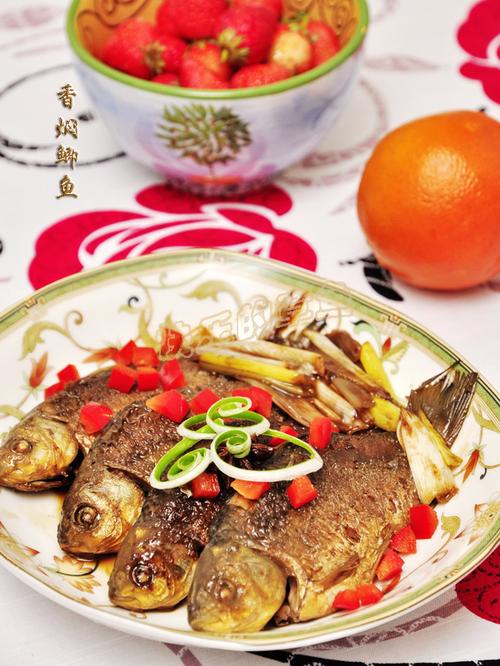 香焖鲫鱼的做法