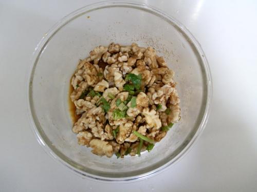 老醋核桃仁的做法