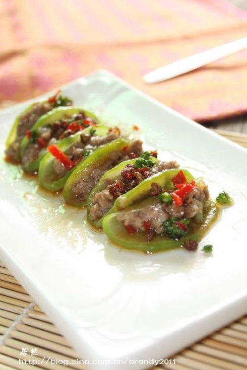 �ܲ�ţ��е�����