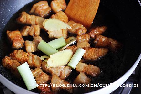 腊肉南瓜盅VS南瓜红烧肉的做法